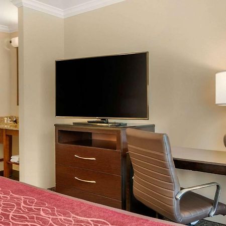 Comfort Inn Columbia Gorge Даллес Экстерьер фото