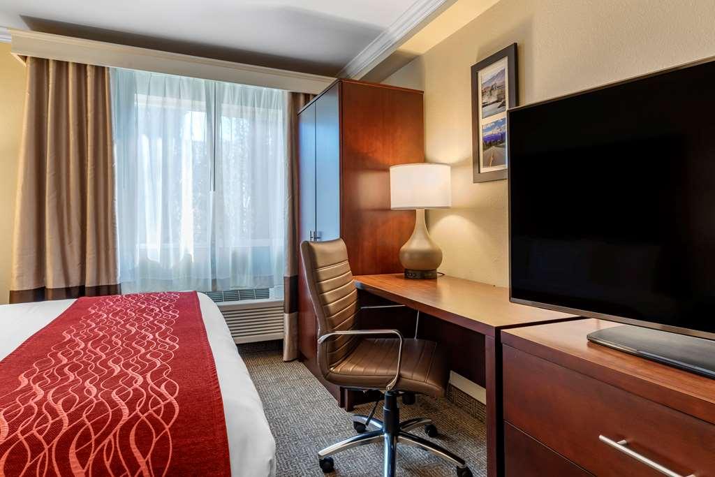 Comfort Inn Columbia Gorge Даллес Номер фото