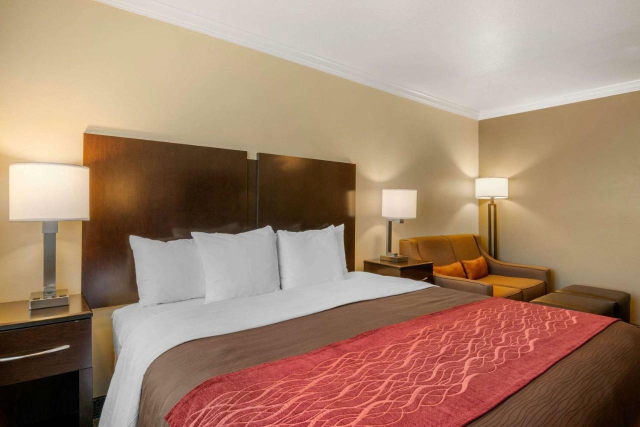 Comfort Inn Columbia Gorge Даллес Экстерьер фото