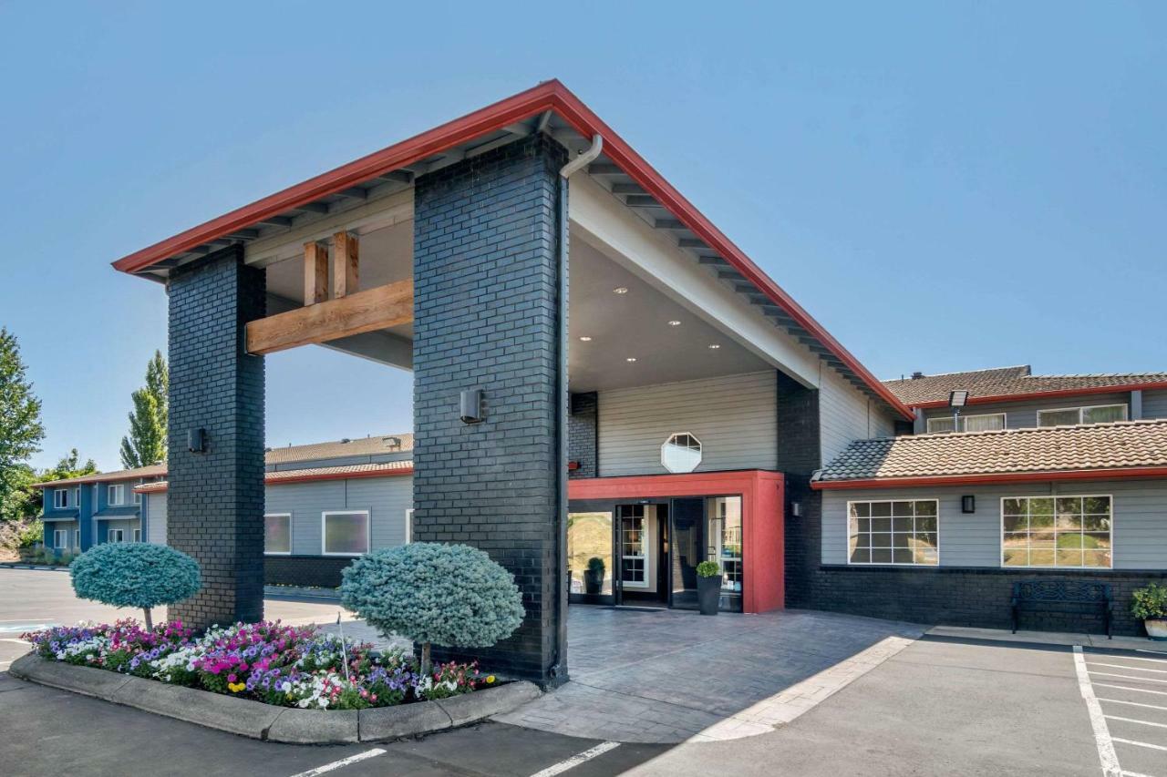 Comfort Inn Columbia Gorge Даллес Экстерьер фото