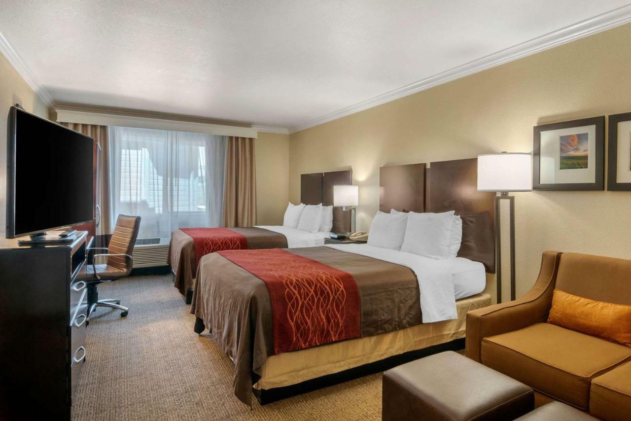 Comfort Inn Columbia Gorge Даллес Экстерьер фото
