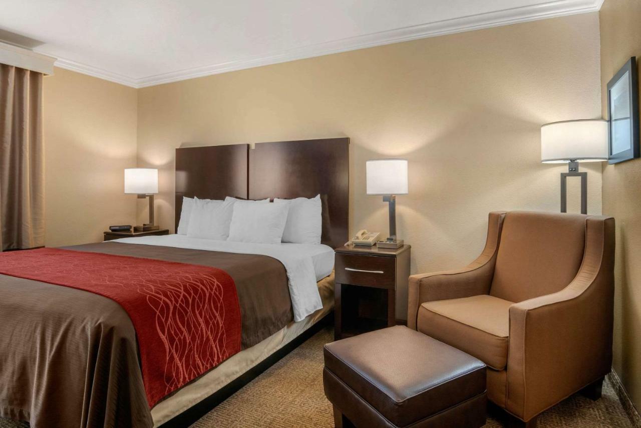 Comfort Inn Columbia Gorge Даллес Экстерьер фото
