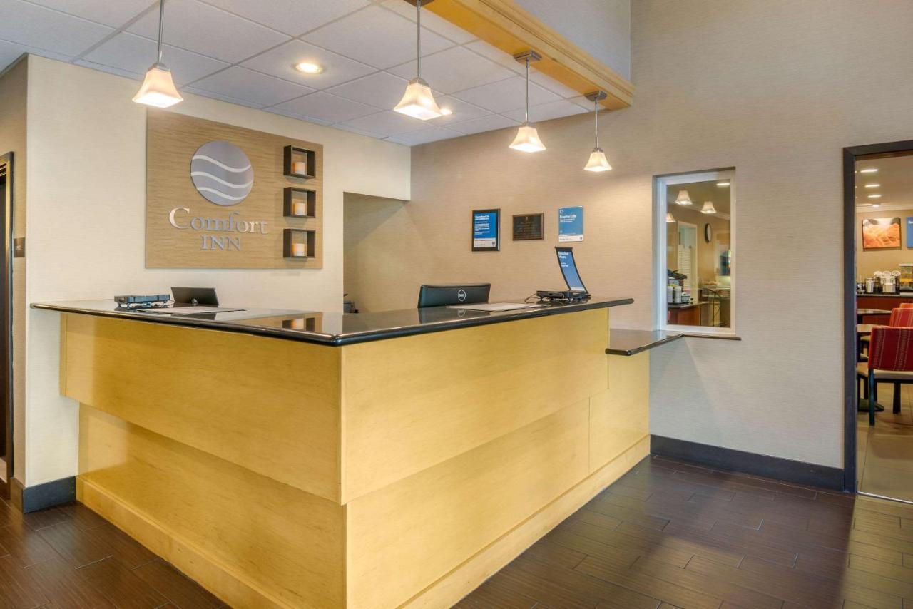 Comfort Inn Columbia Gorge Даллес Экстерьер фото